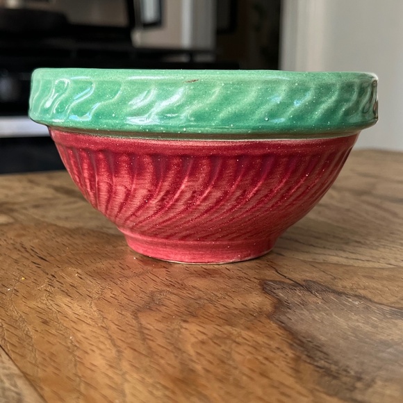 🍋 Fioriware Hand-Painted Stoneware Bowl 🌸 - Picture 3 of 16